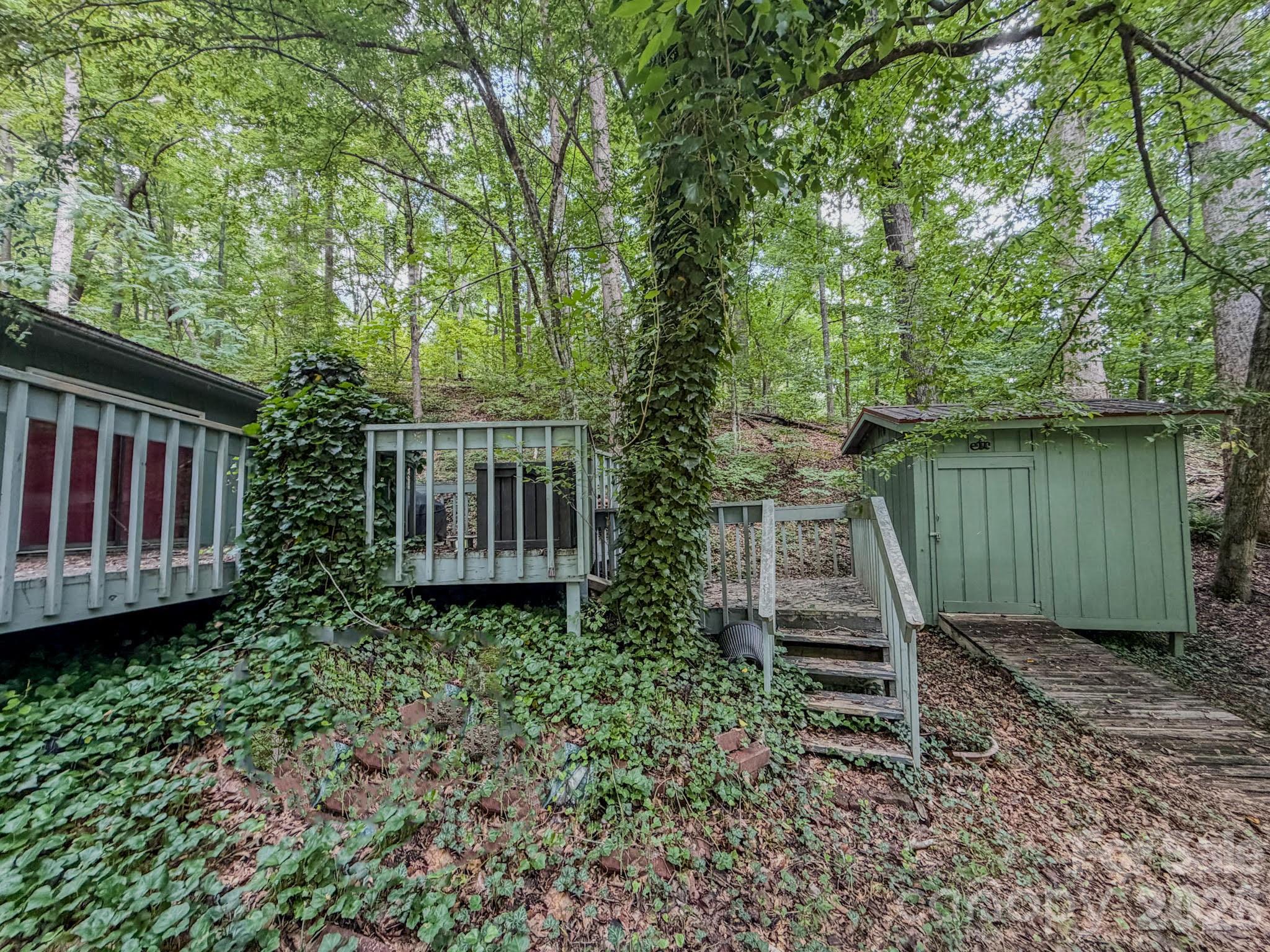 232 Island Creek Road