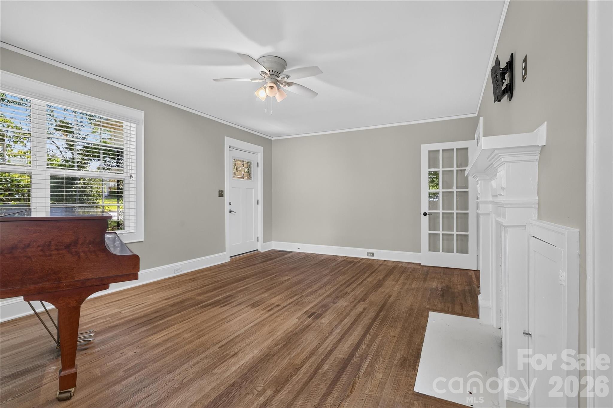 695 Wilmar Street NW