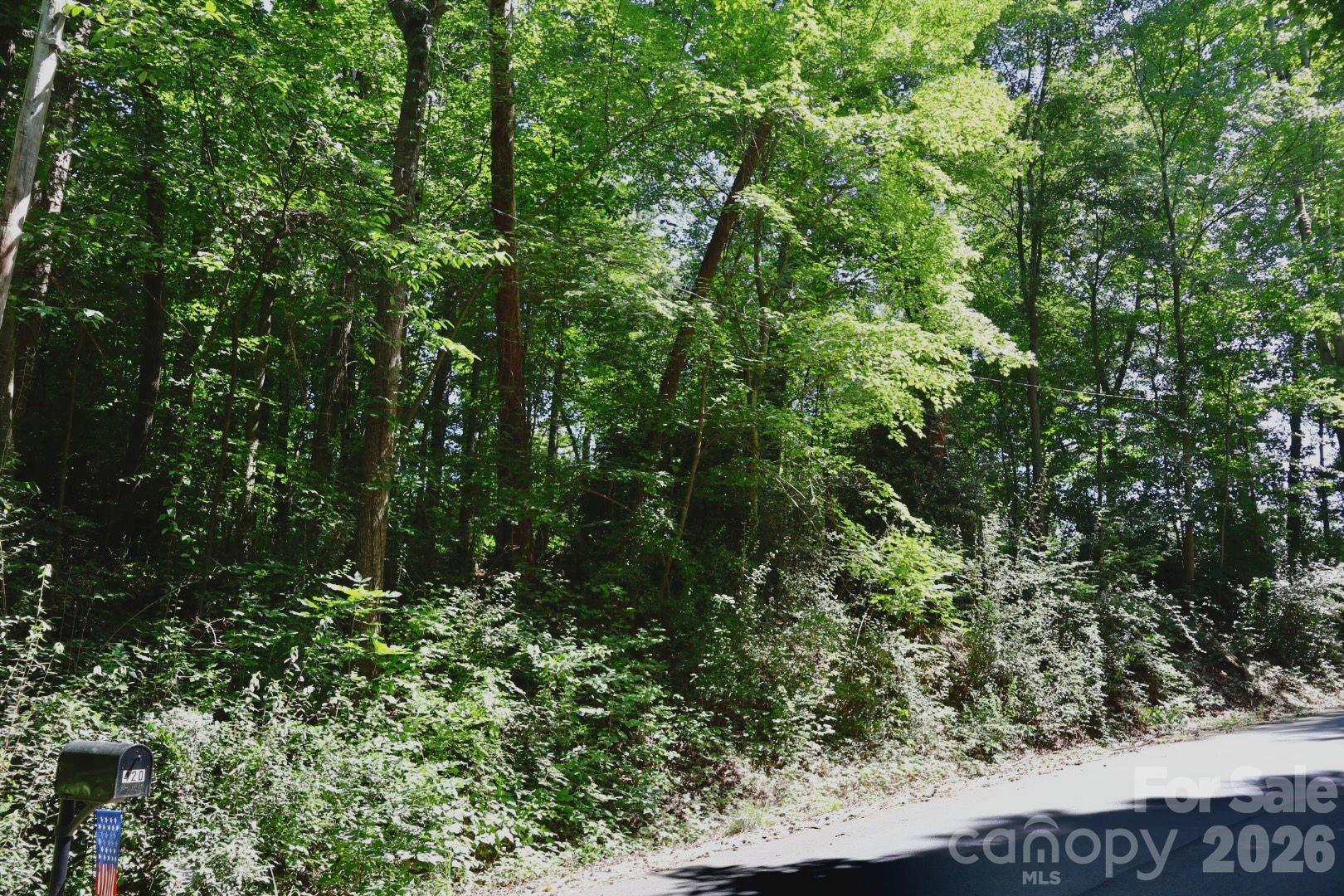 404 Summit Drive SE