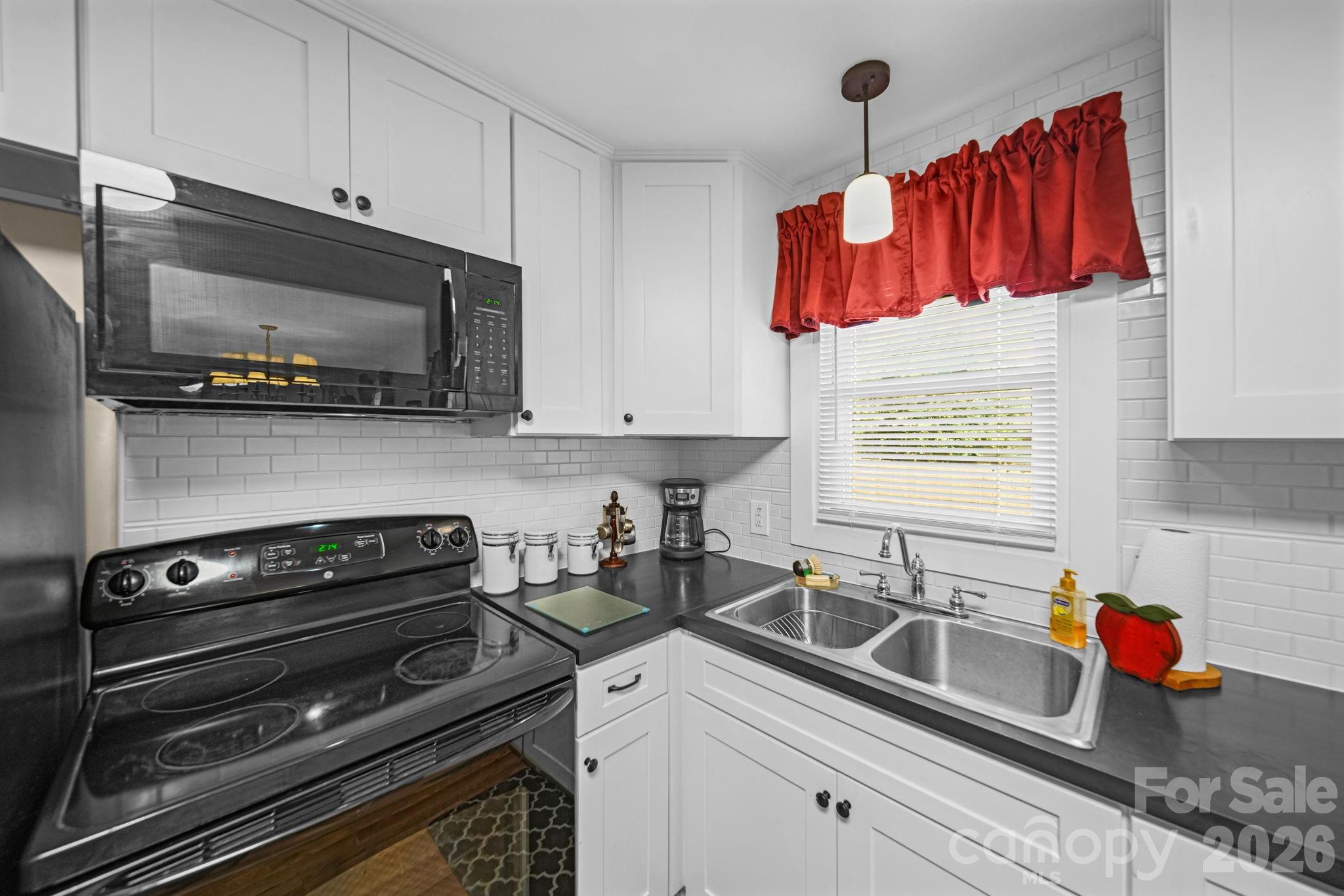 215 Small Street