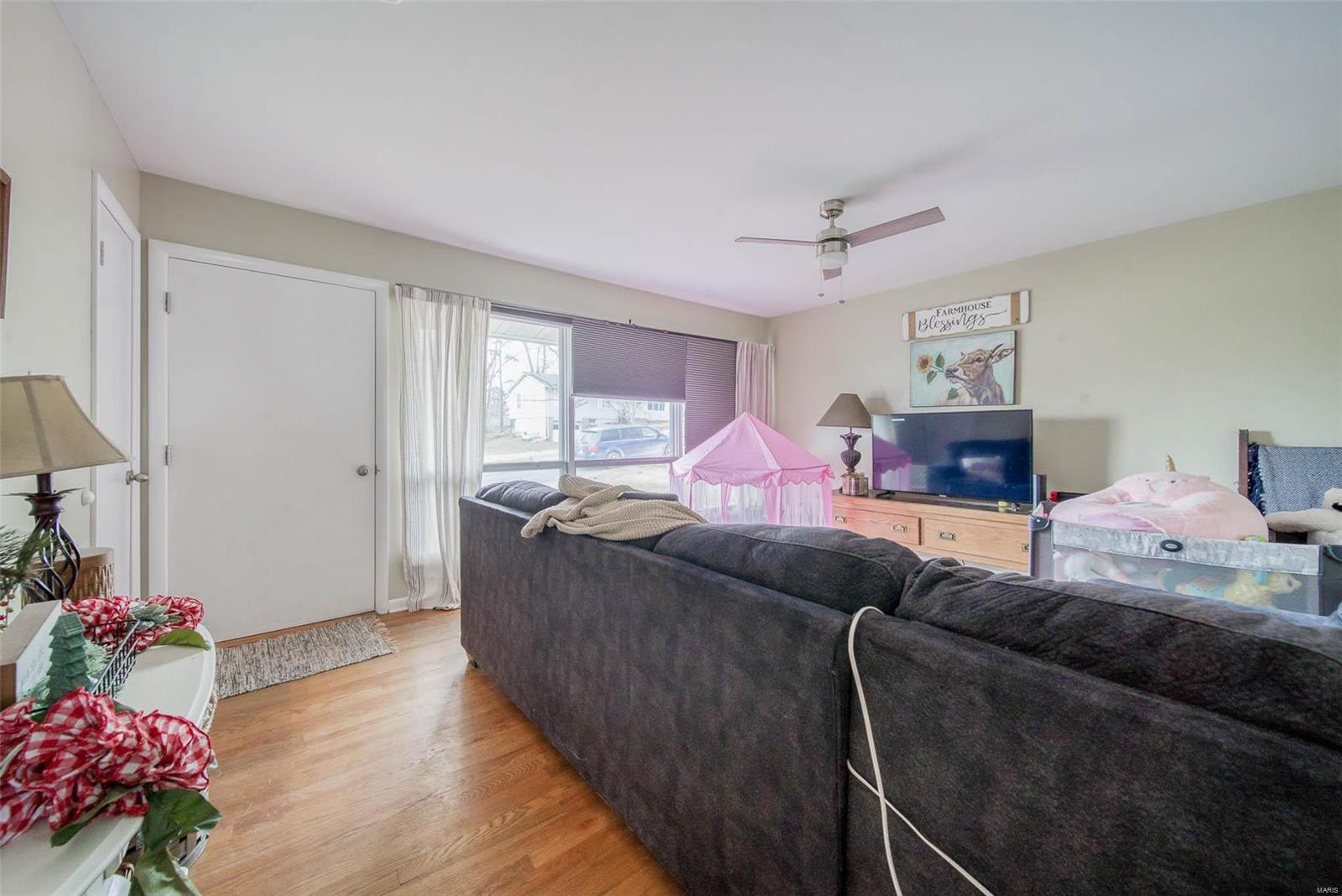 9 Laird Avenue