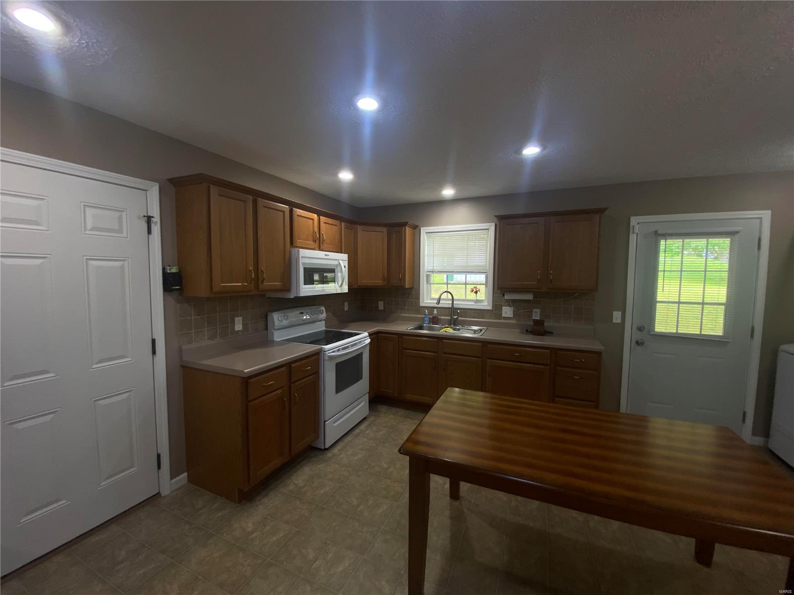 575 Basswood Drive