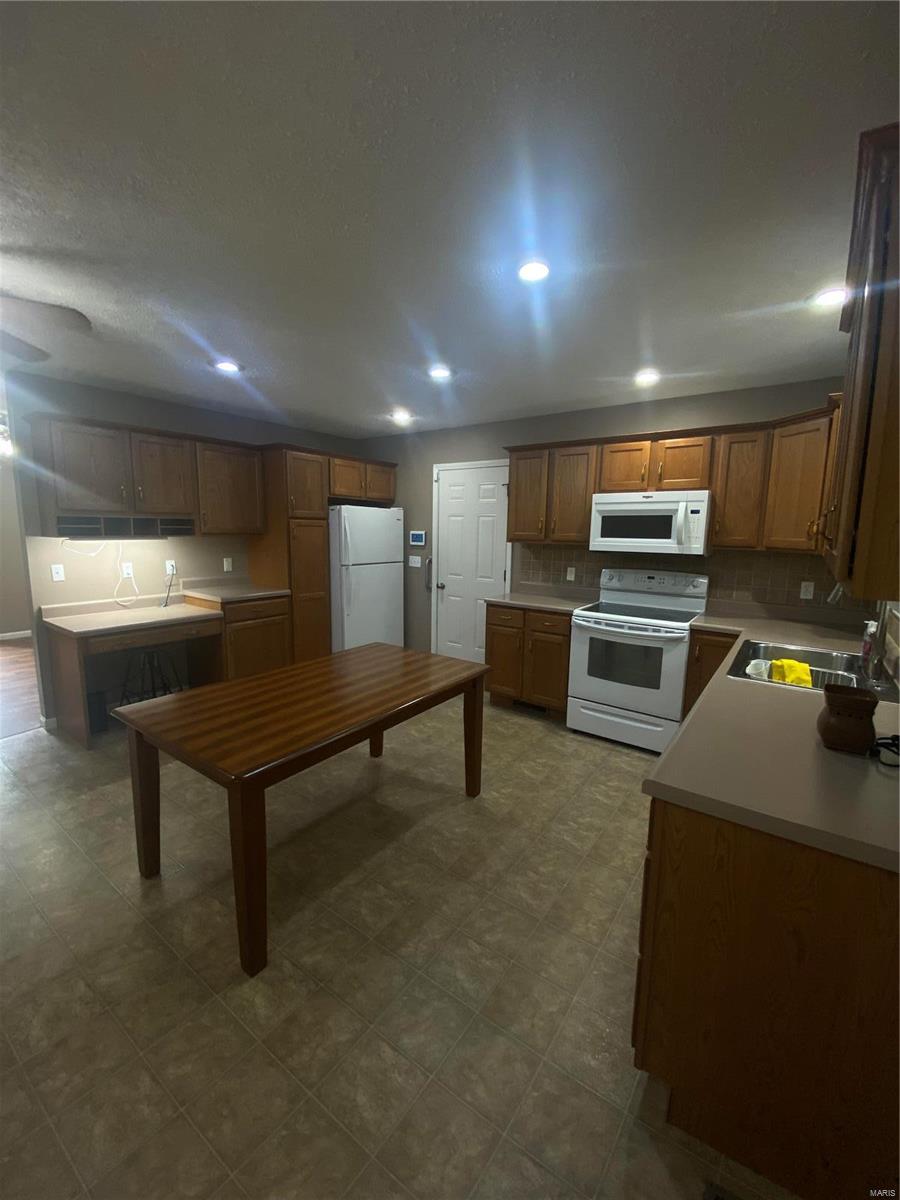 575 Basswood Drive