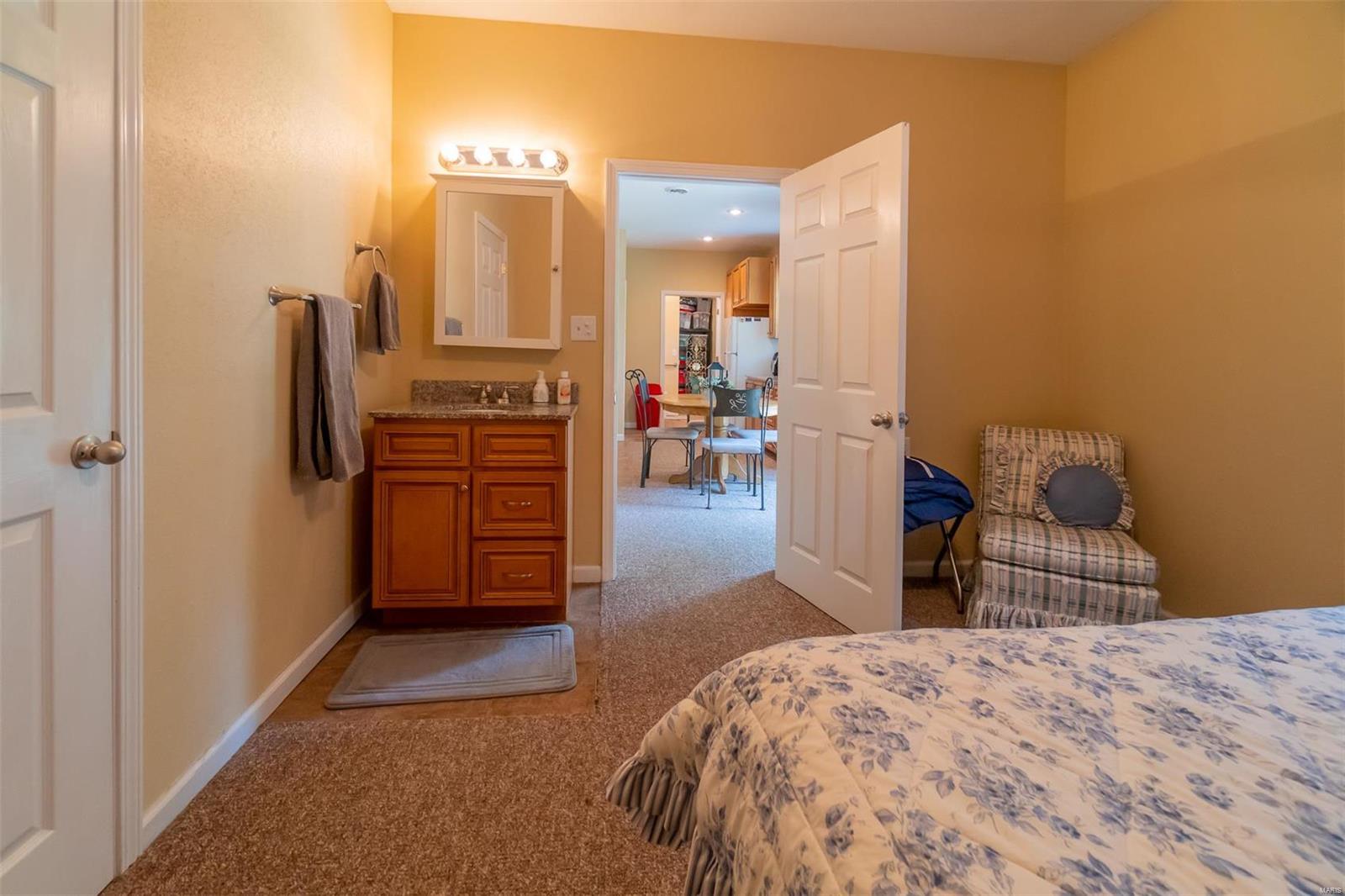 12130 Oak Ridge Drive
