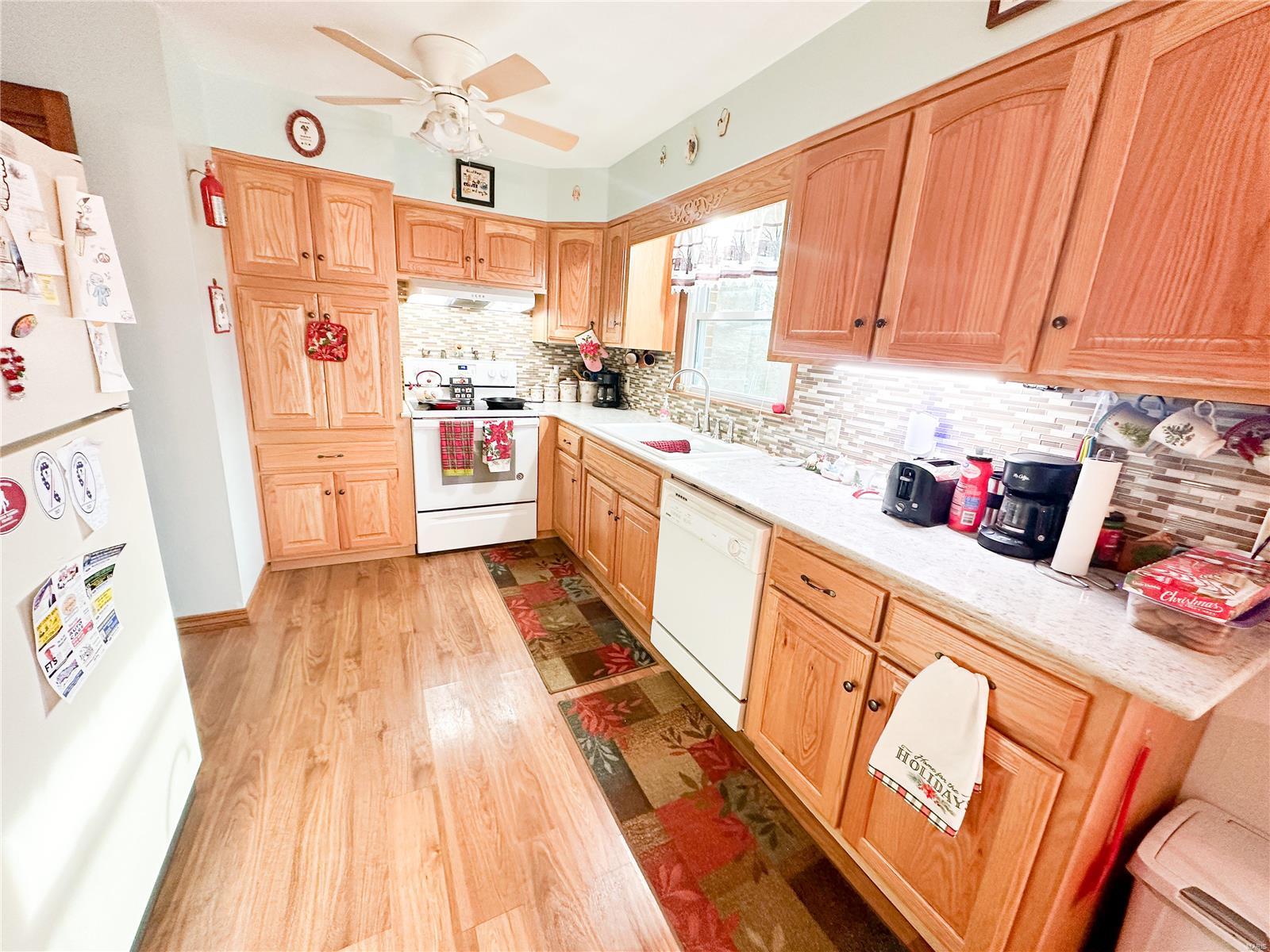 4808 E Highway 32