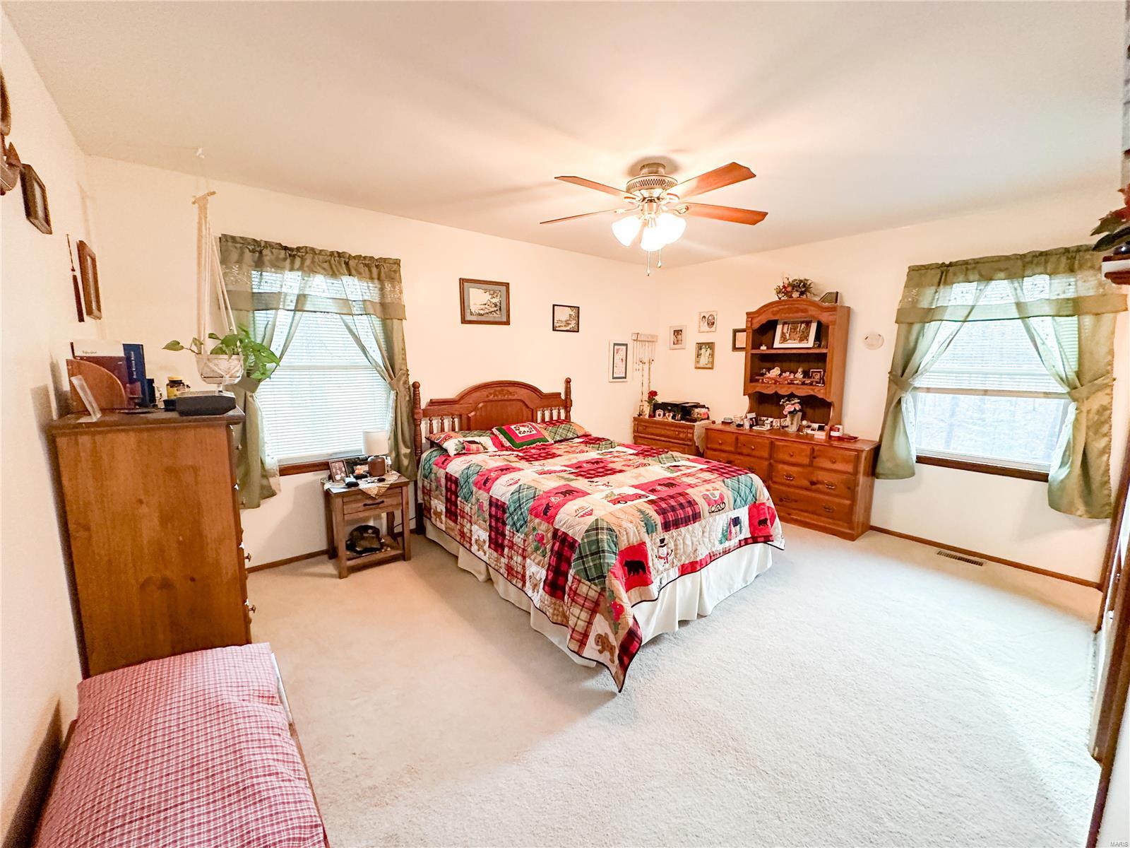 4808 E Highway 32