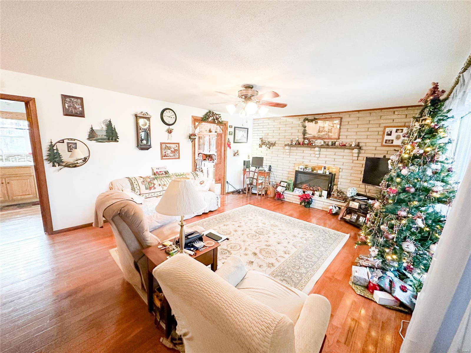 4808 E Highway 32