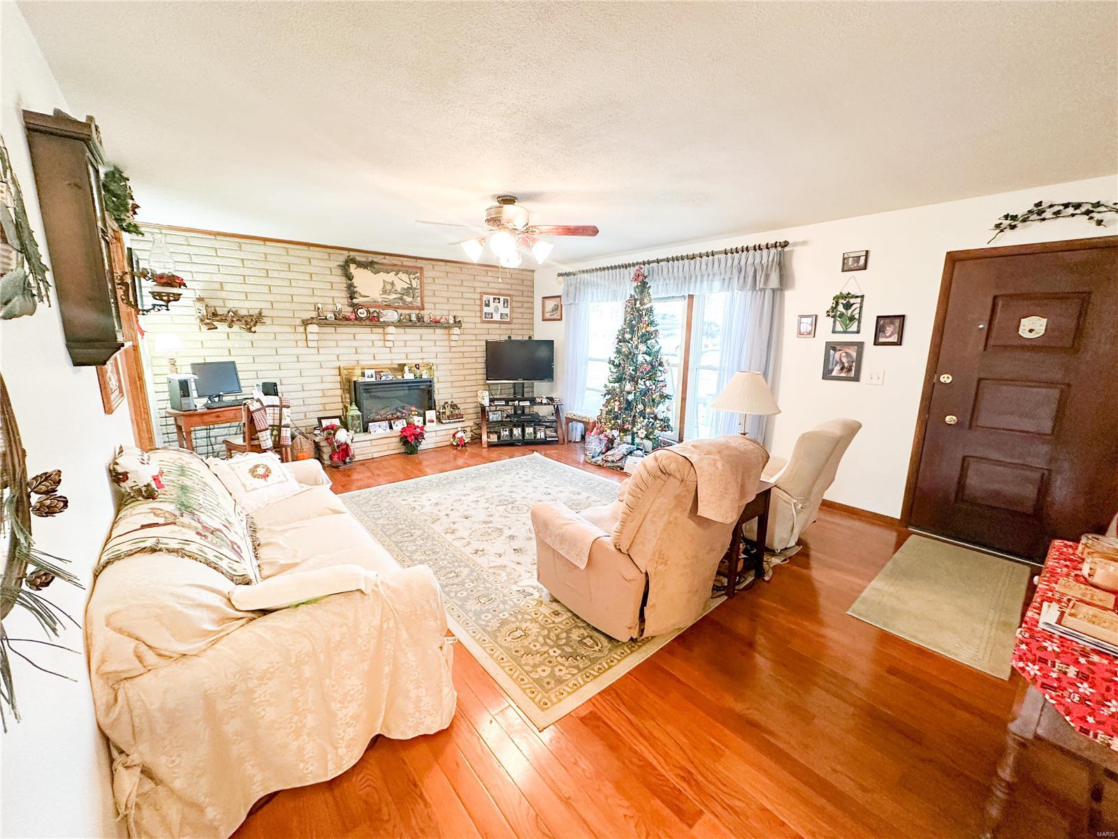 4808 E Highway 32