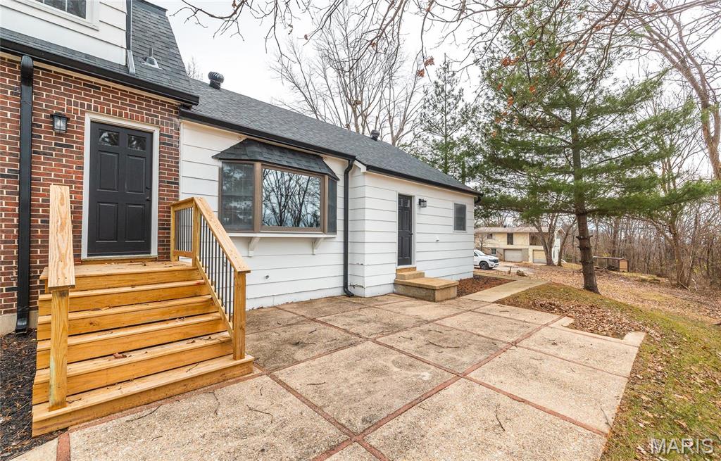 3 Hyer Court