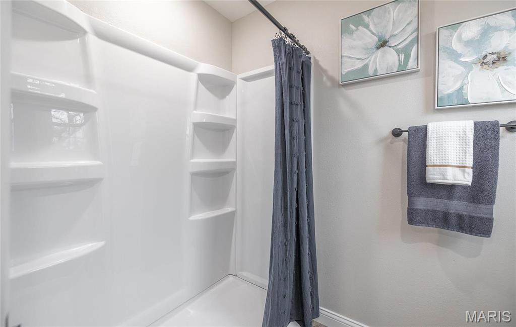 3 Hyer Court