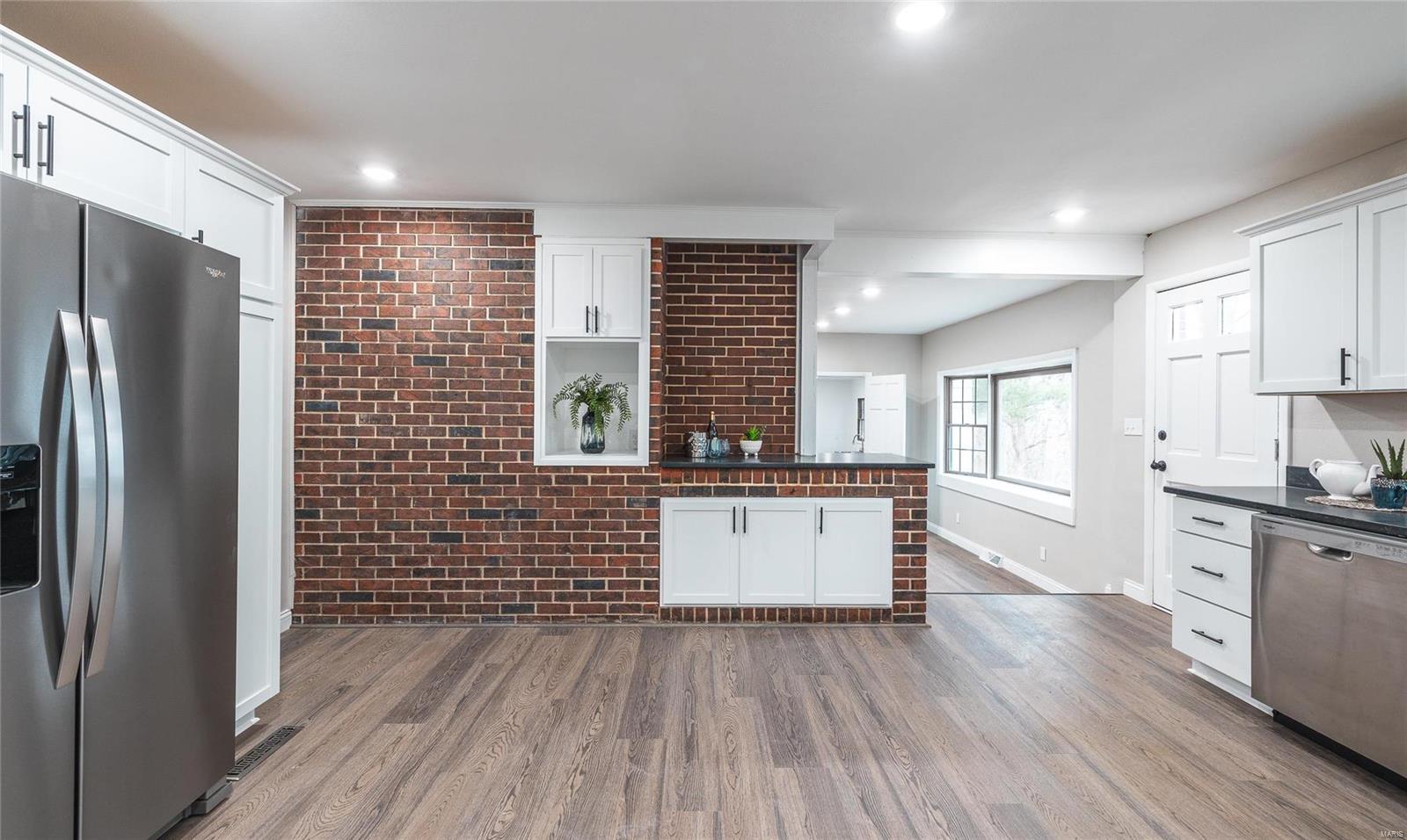3 Hyer Court