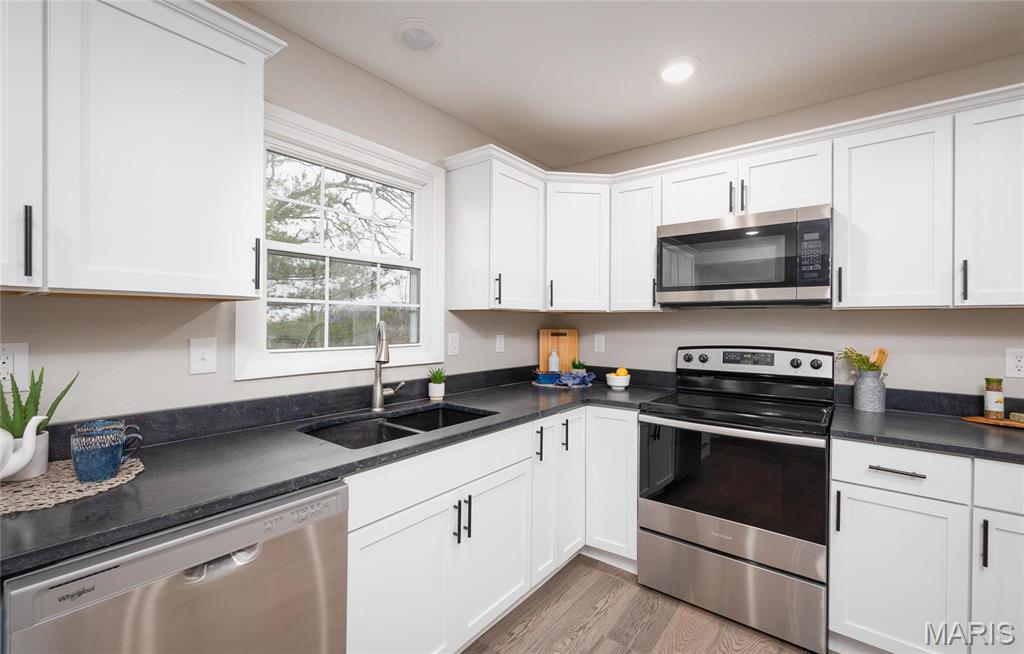 3 Hyer Court