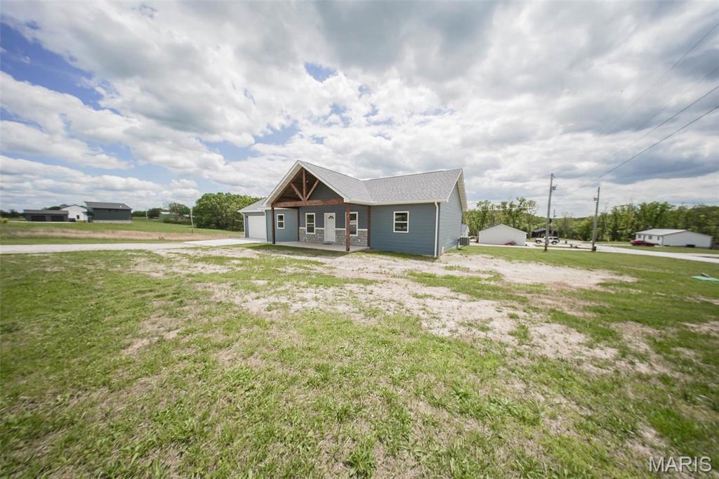 282 Private Drive 7288