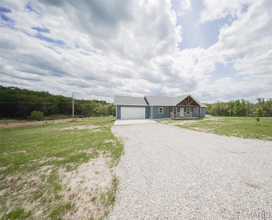 282 Private Drive 7288