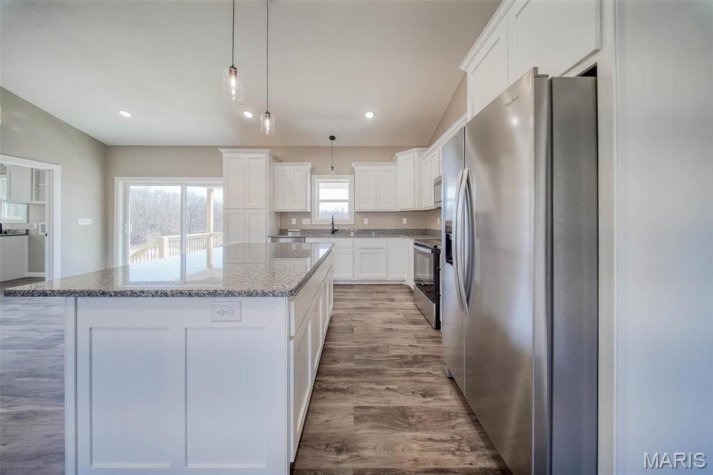 282 Private Drive 7288