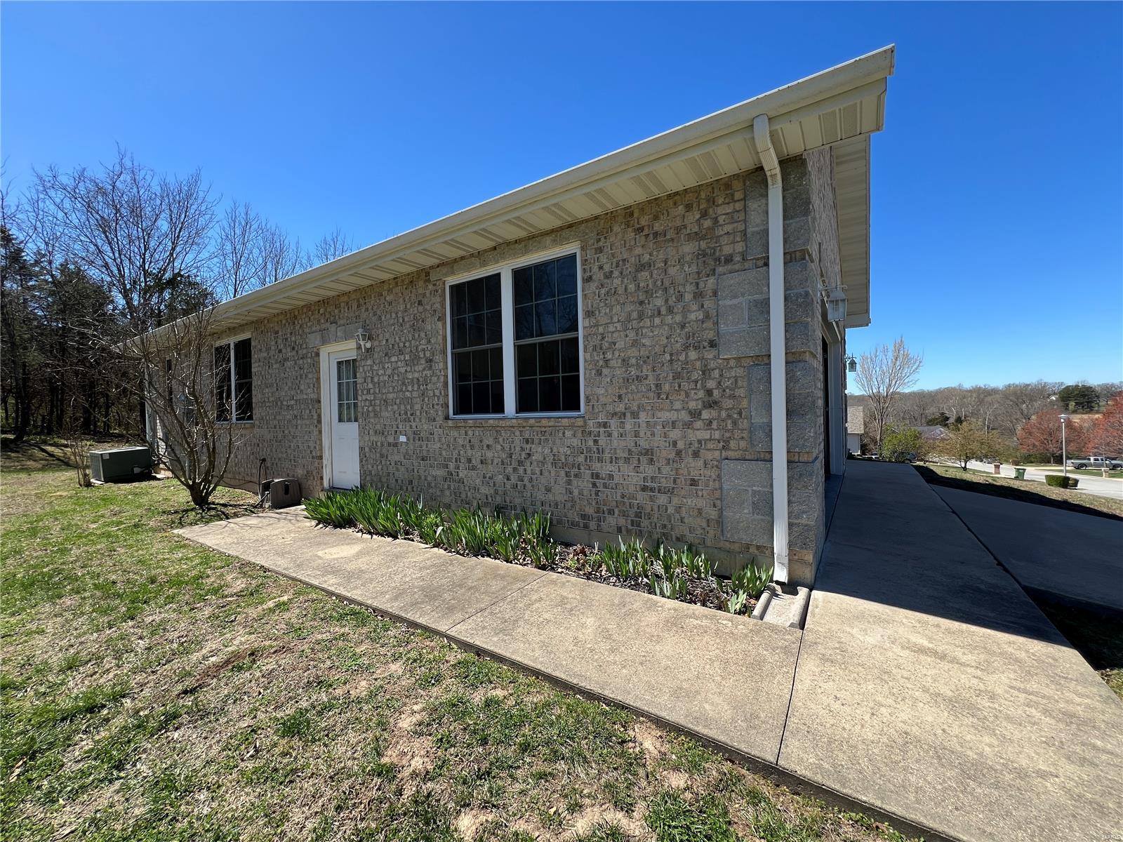 1709 Palmer Court
