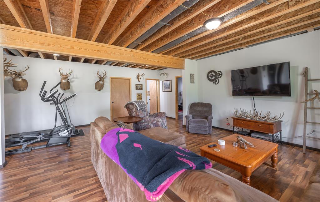 19285 State Route EE