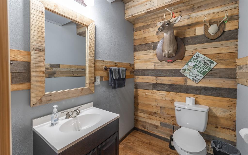 19285 State Route EE