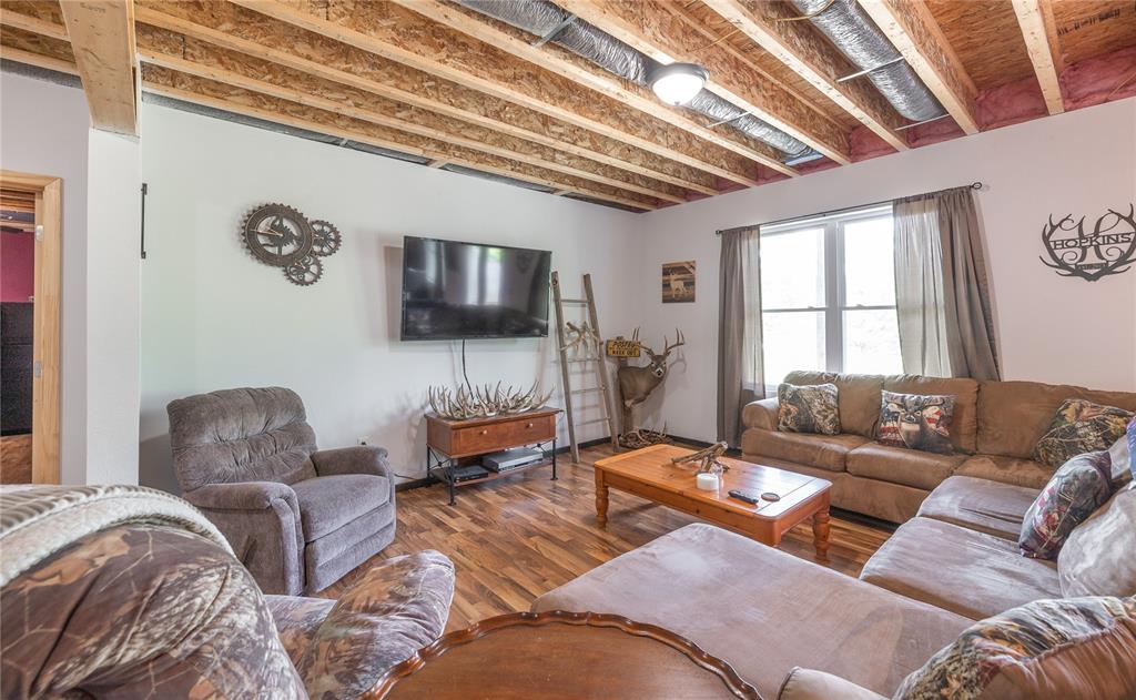 19285 State Route EE