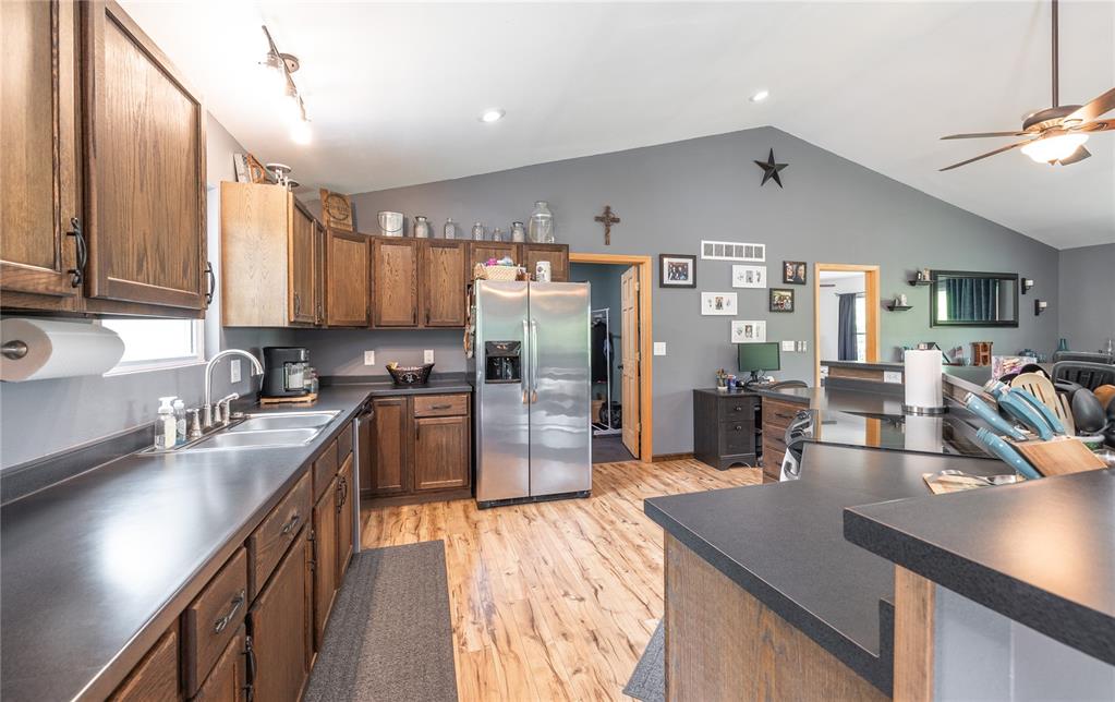 19285 State Route EE