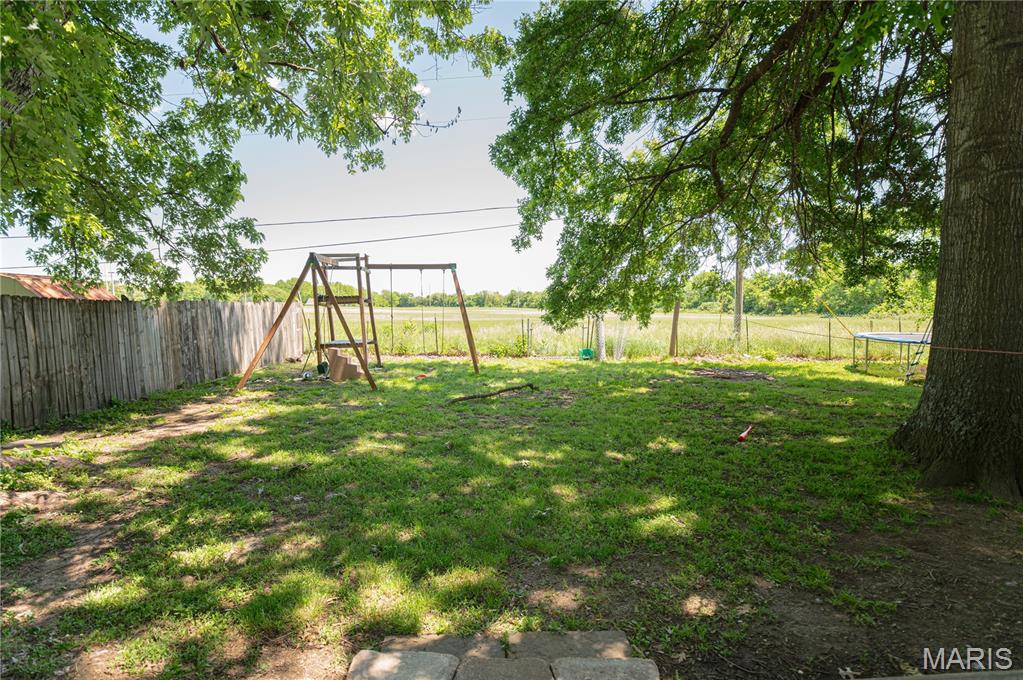 606 N Charles Avenue