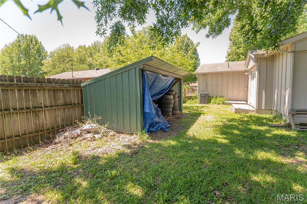 606 N Charles Avenue