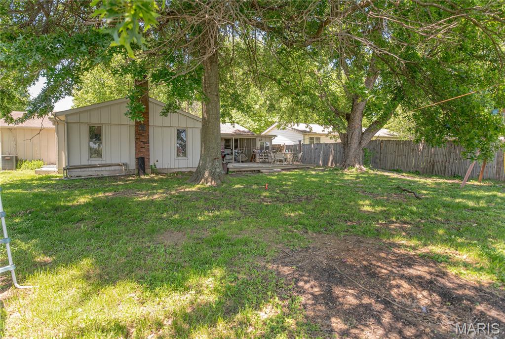 606 N Charles Avenue