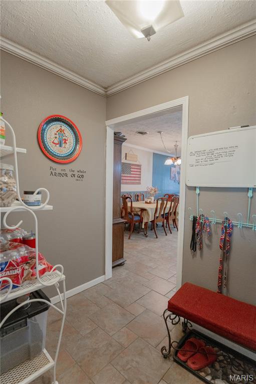 606 N Charles Avenue