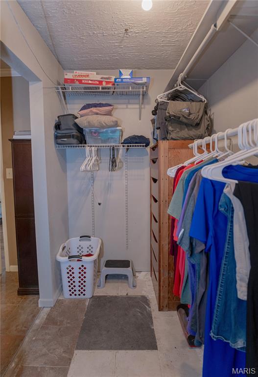 606 N Charles Avenue