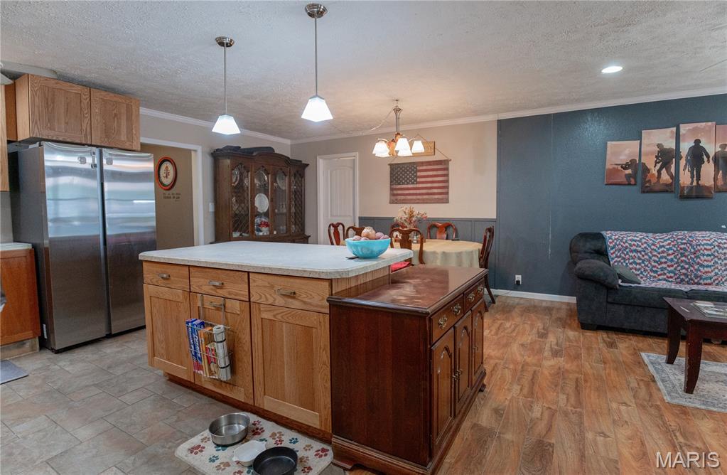 606 N Charles Avenue