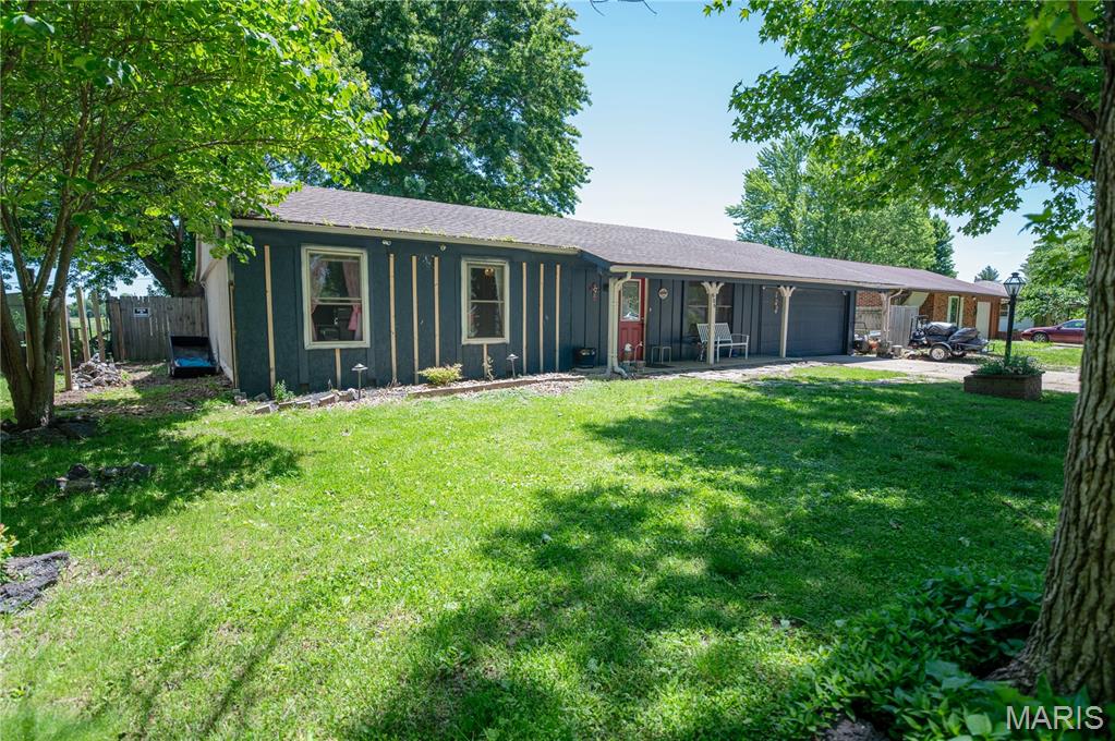 606 N Charles Avenue