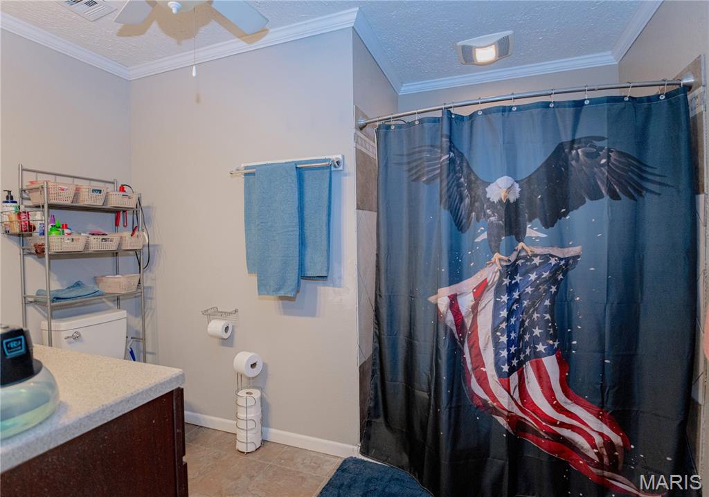 606 N Charles Avenue