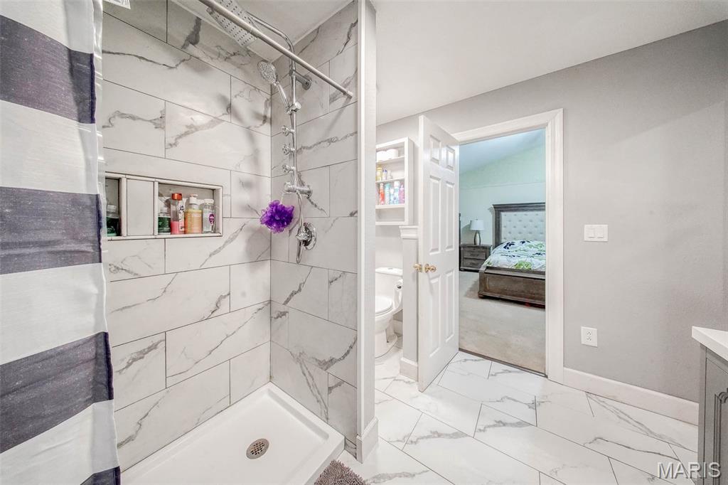 1708 Line Avenue