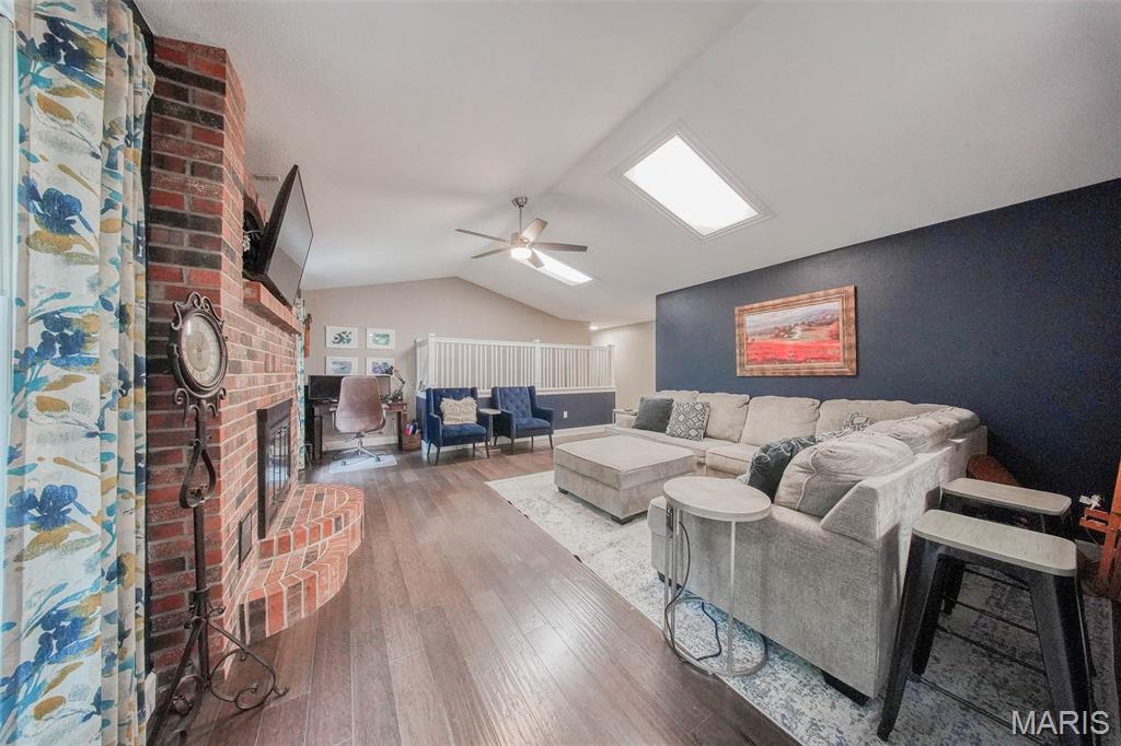 1708 Line Avenue