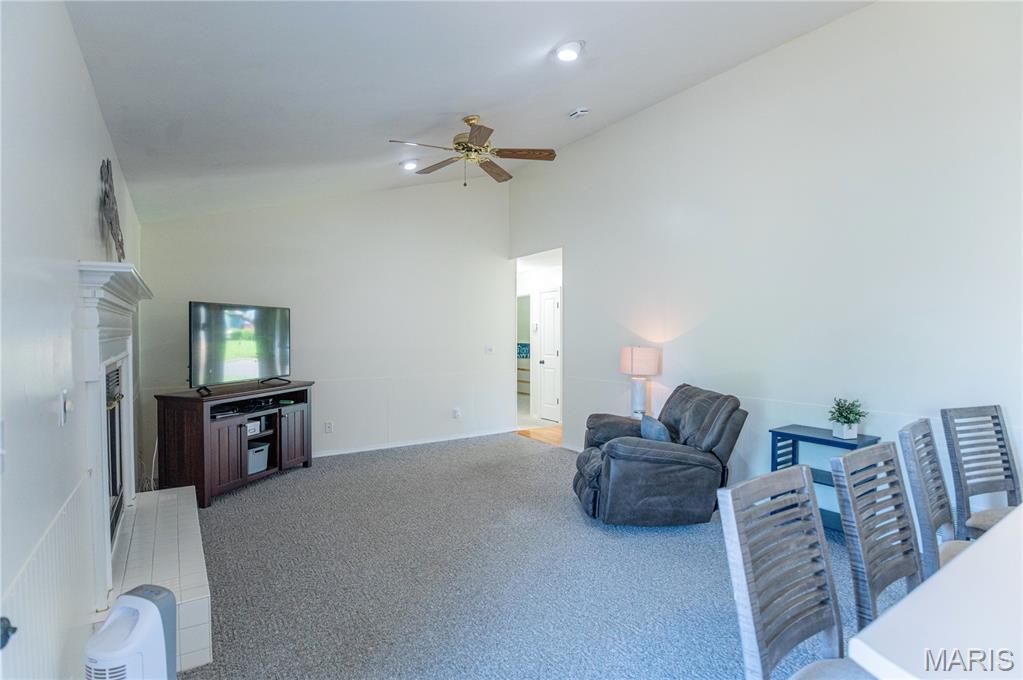 906 Pheasant Hill Drive