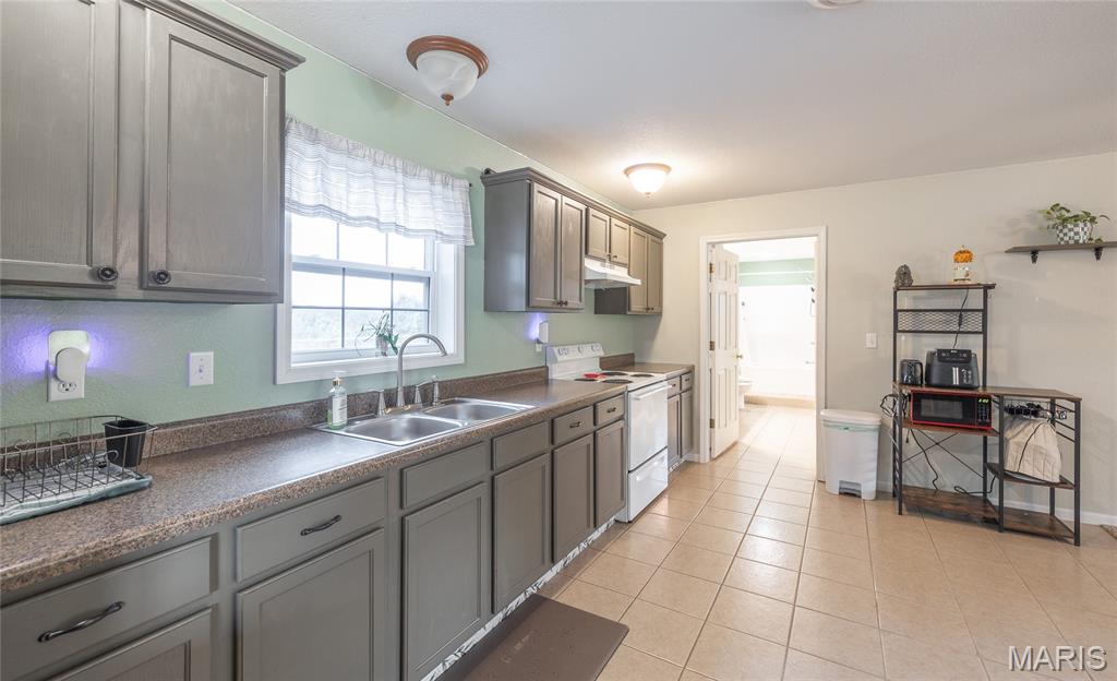 10065 County Road 8170