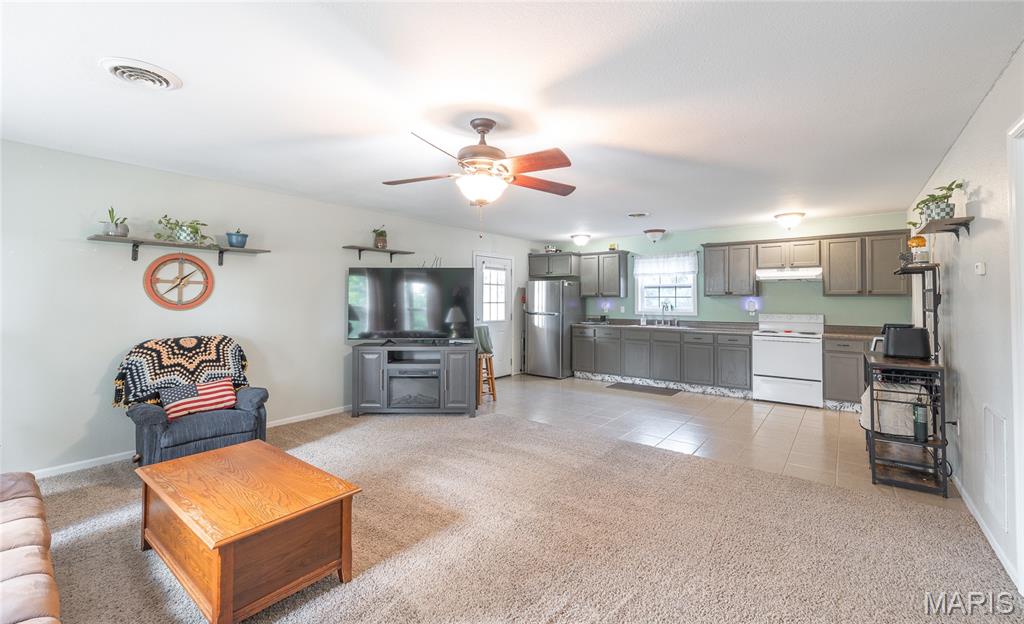 10065 County Road 8170