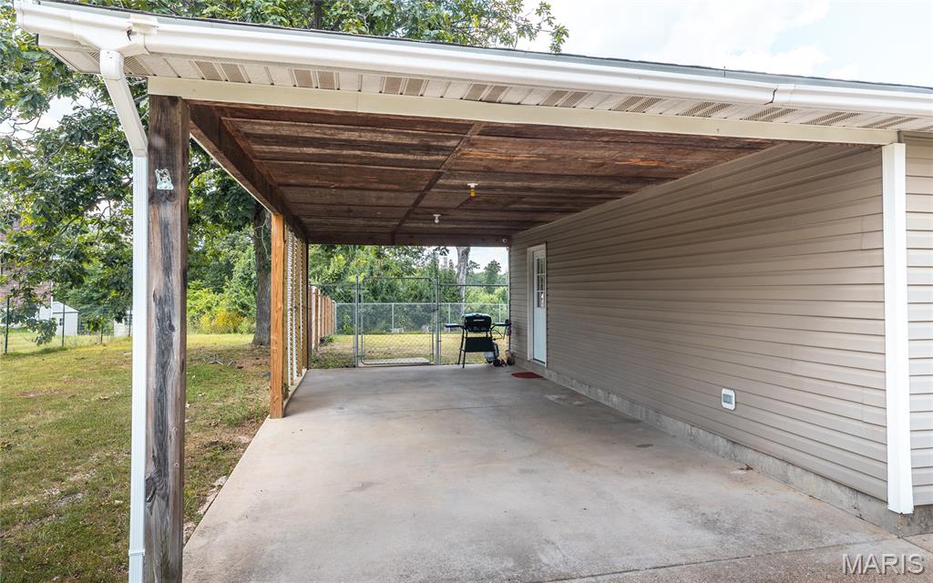 10065 County Road 8170