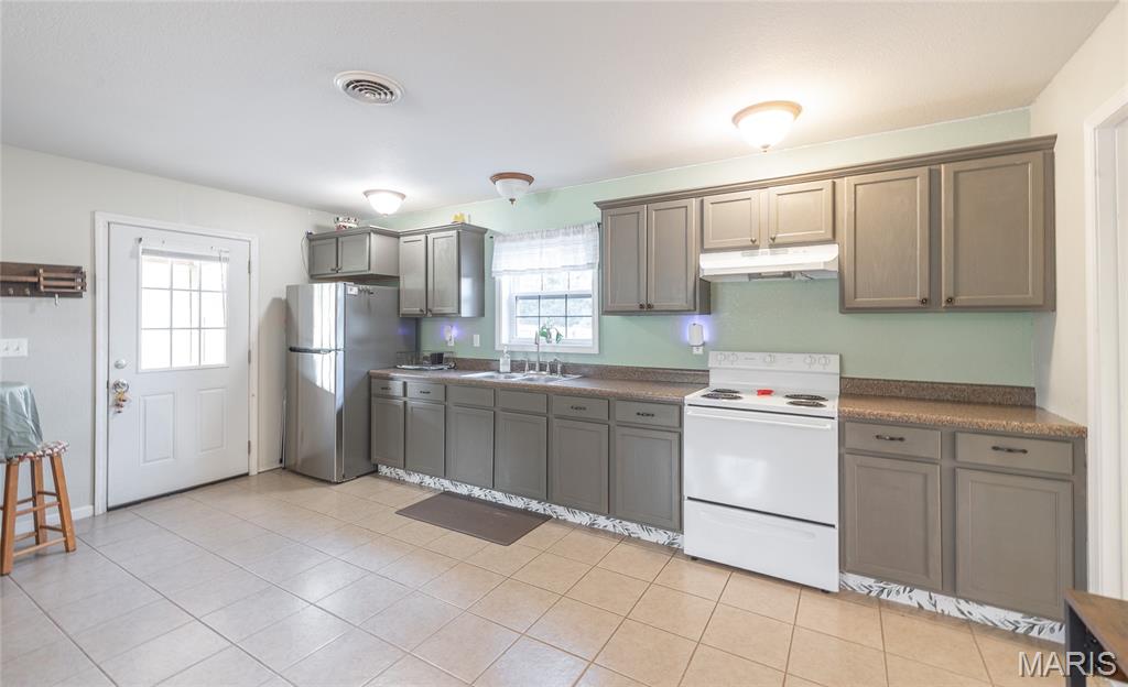 10065 County Road 8170