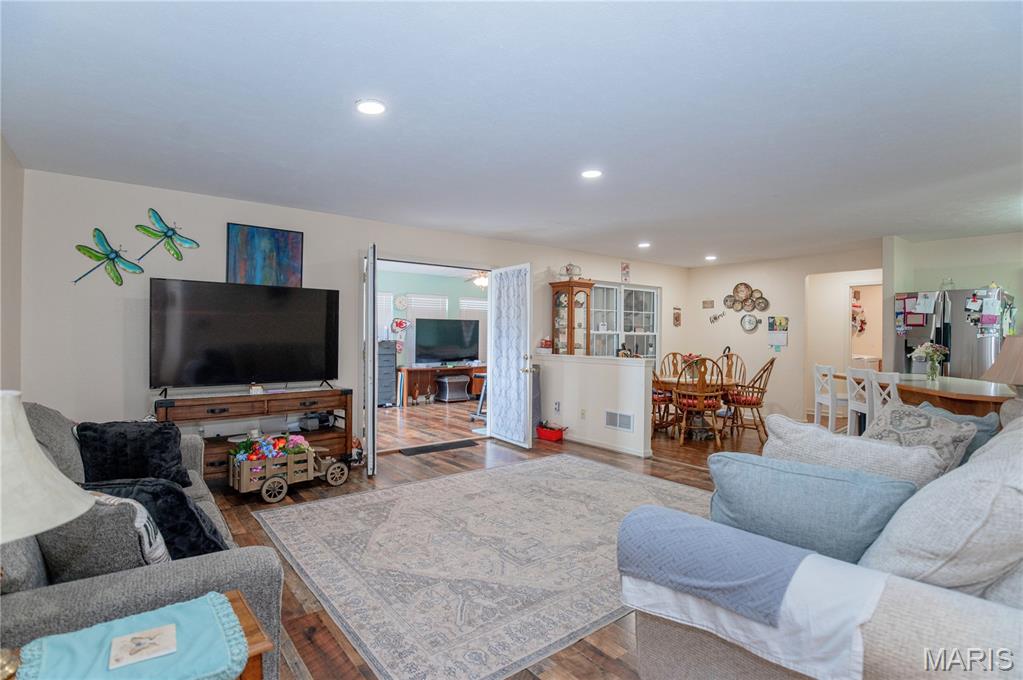 11 Westwood Drive