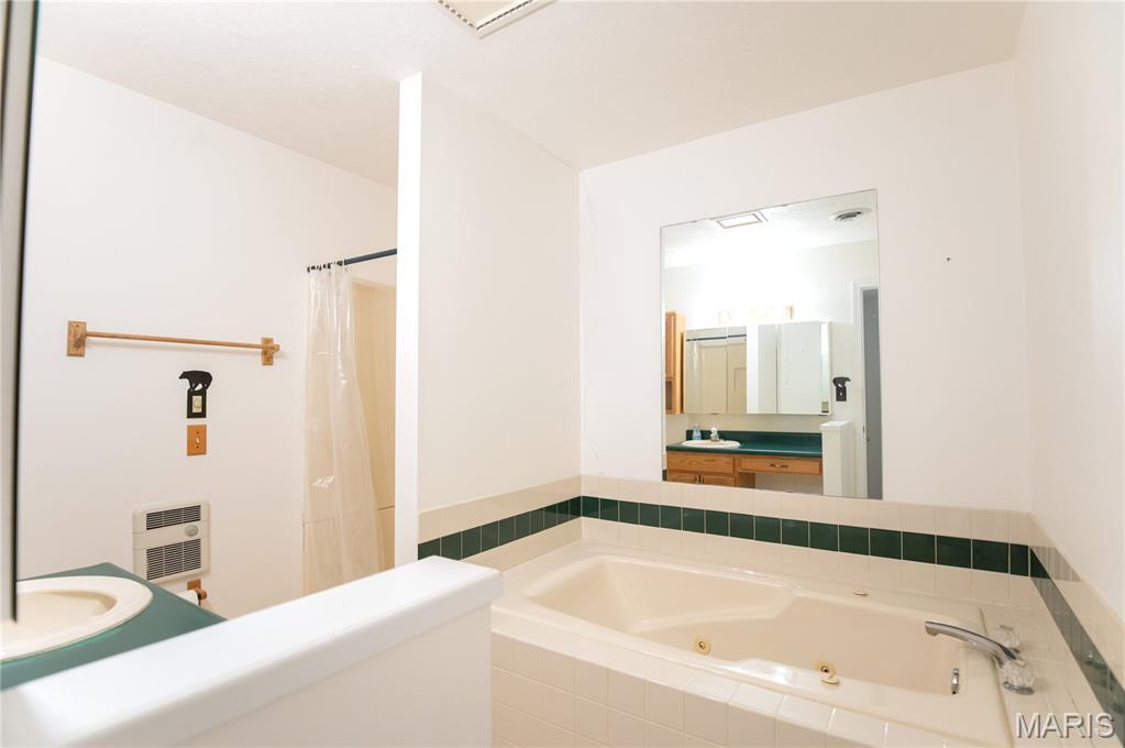 610 Shady Acres Court