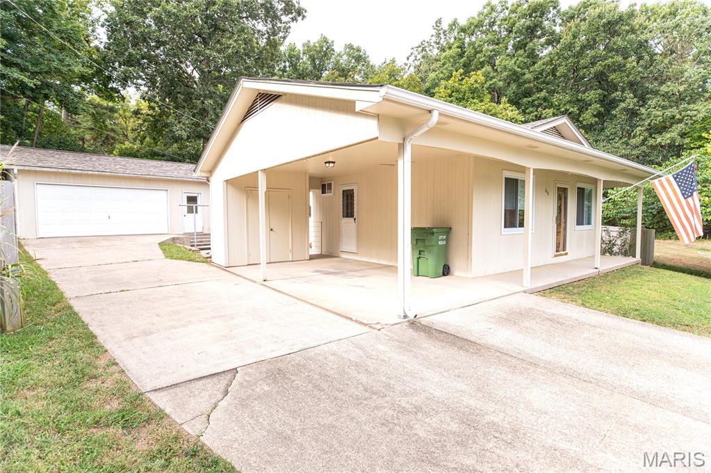 610 Shady Acres Court