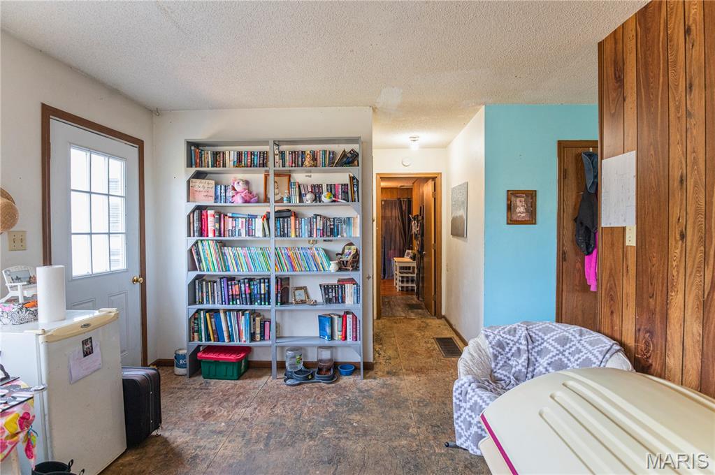 460 Long Spring Road