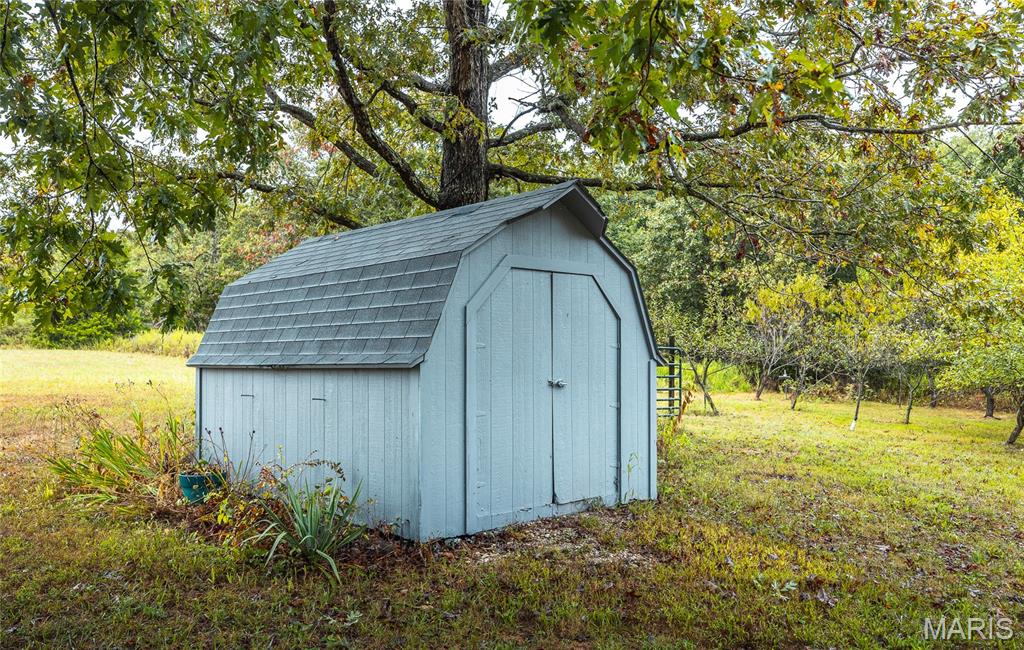 807 County Road 6410