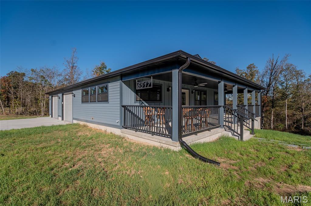 6517 Highway Vv