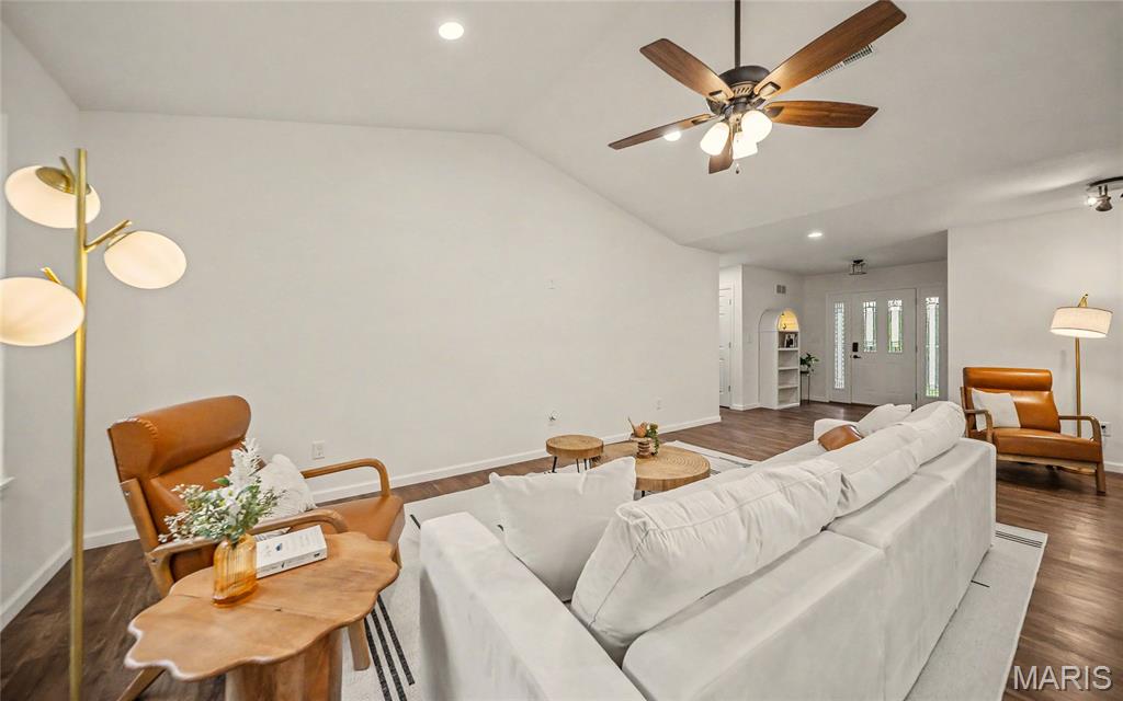 622 Scottsvale Drive