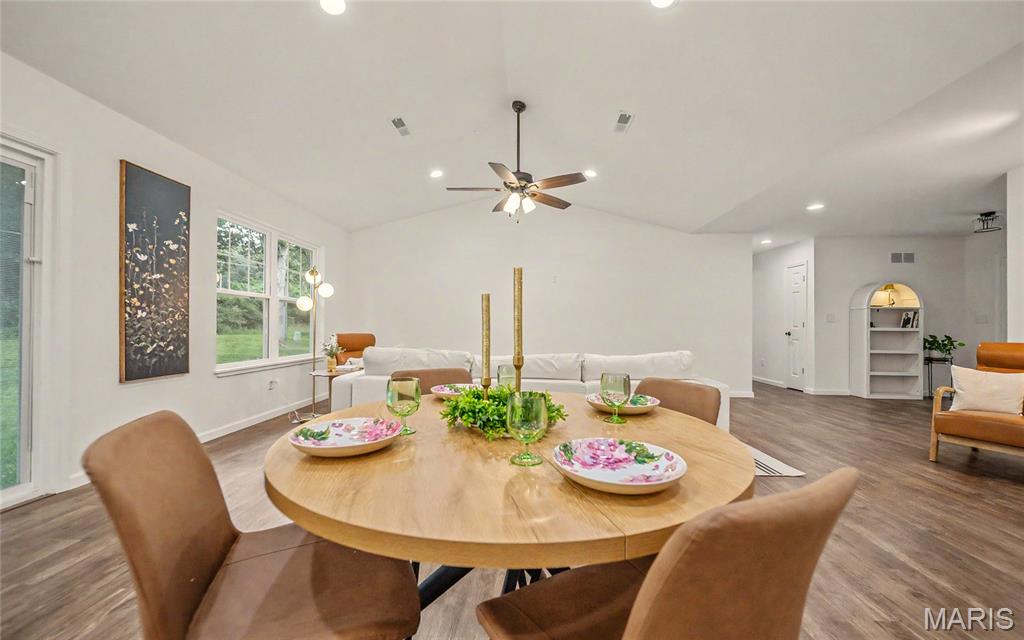 622 Scottsvale Drive