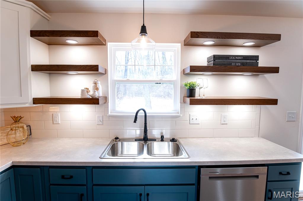 622 Scottsvale Drive