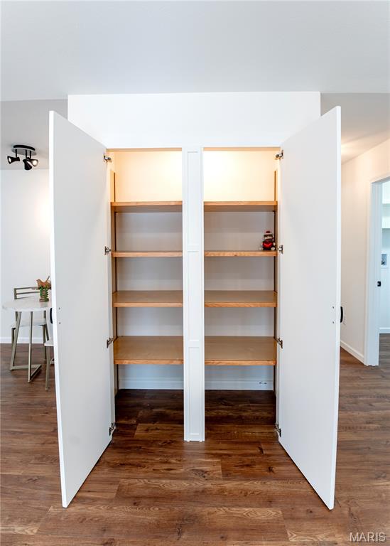 622 Scottsvale Drive