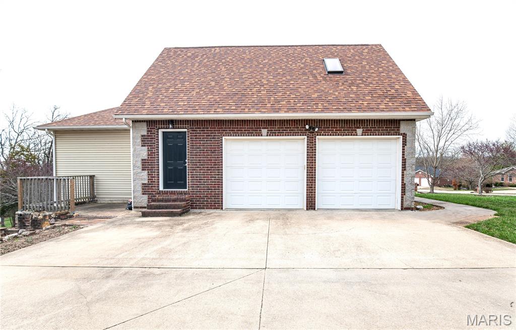 10558 Limestone Lane